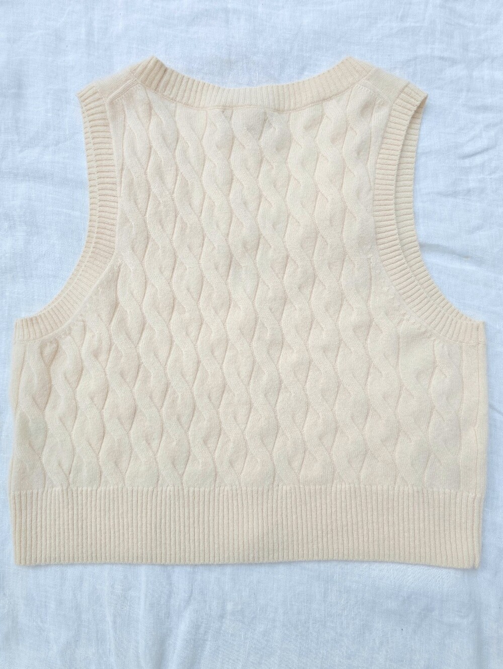 J. Crew Cream Cashmere Sweater Vest Gold Button Front. Detail Cable Knit Medium - Picture 3 of 7